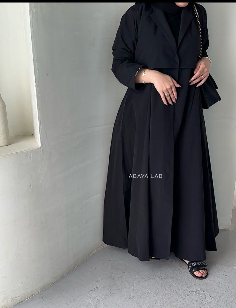 عباية سارة