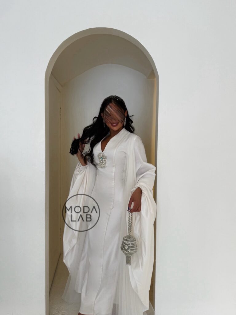Rmd in white ( متوفر الوان )