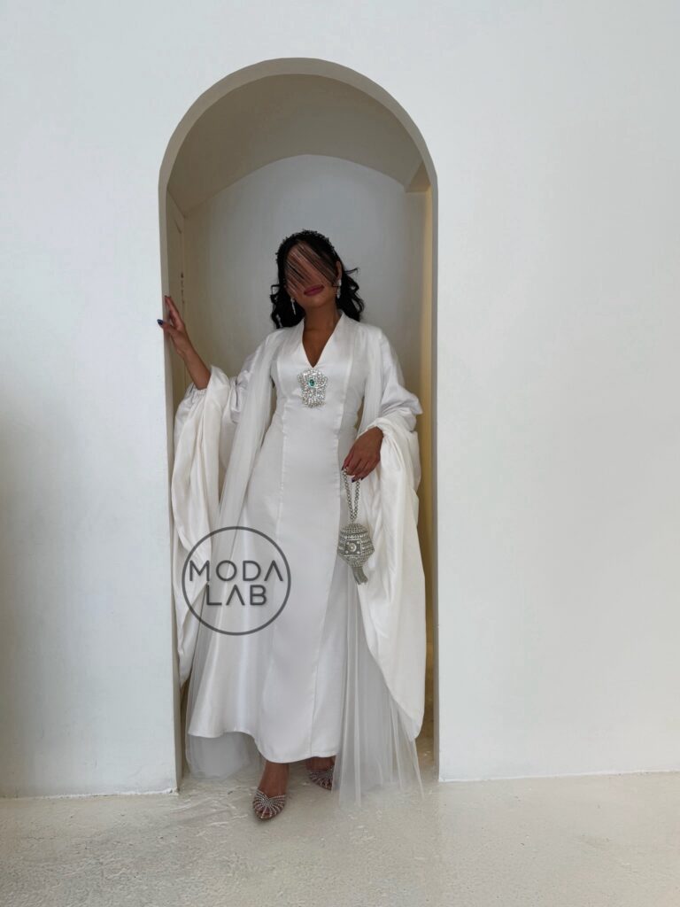 Rmd in white ( متوفر الوان )